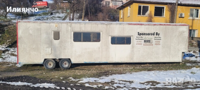 Продавам 12 метра английска каравана в добро въшно състояние", снимка 2 - Каравани и кемпери - 53377352