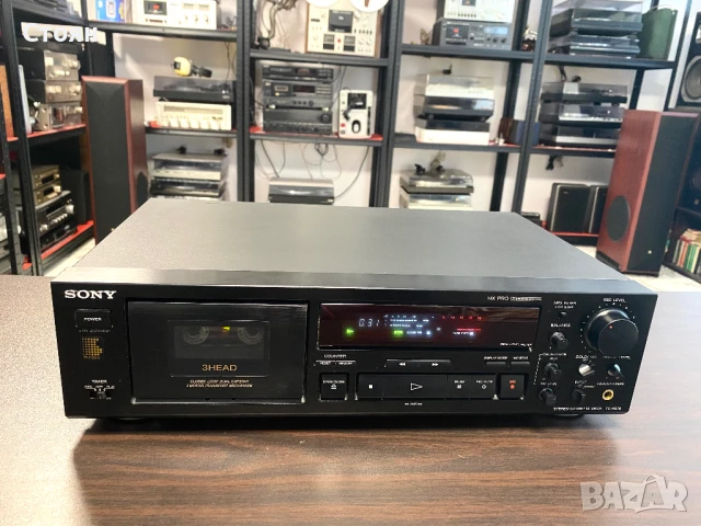 Триглав касетен дек Sony, снимка 1