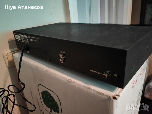 Philips CD 723 компакт диск плейър без дистанционно , снимка 2 - Аудиосистеми - 44086632