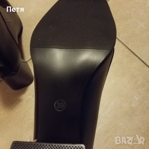 Боти номер 39, снимка 4 - Дамски боти - 52592894