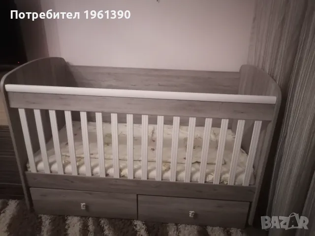 Детско легло +механизъм на люлеене към него матрак, чаршафи и детско корито всичко за 150лв