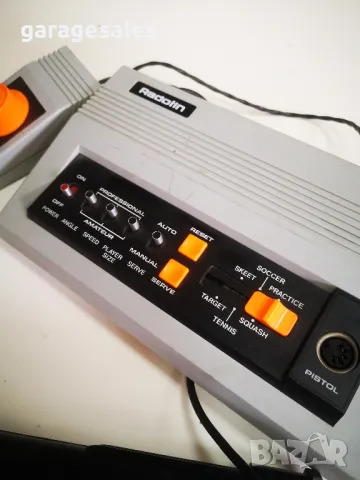 Игрова конзола с 2 джойстика и пистолет - ретро, колекционерска, снимка 2 - Антикварни и старинни предмети - 47825256