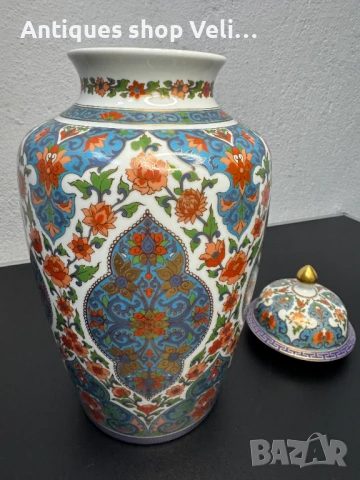 Порцеланова ваза с капак KAISER Wuhan №7066, снимка 3 - Антикварни и старинни предмети - 50738517
