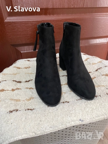 Различни модели маратонки и боти, снимка 9 - Дамски боти - 52774221