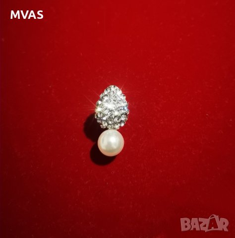 Нови официални блестящи обеци с камъчета и перла, снимка 3 - Обеци - 43794780