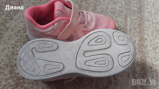 Маратонки за момиче, снимка 2 - Детски маратонки - 32910939