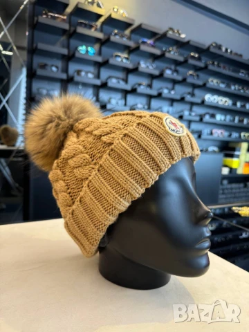 шапки от естествен пух  moncler, снимка 4 - Шапки - 50762749