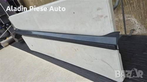 Орнамент за праг десен Kia Sorento година 2021 2022 2023 2024 код 87754-P2000, 87752P2000 , снимка 2 - Аксесоари и консумативи - 50544509