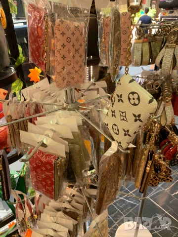 ключодържатели louis vuitton guess , снимка 5 - Други - 50925042