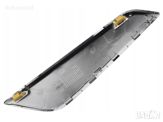 Лайстна за преден ляв калник на BMW 5 G30, снимка 2 - Части - 51816943