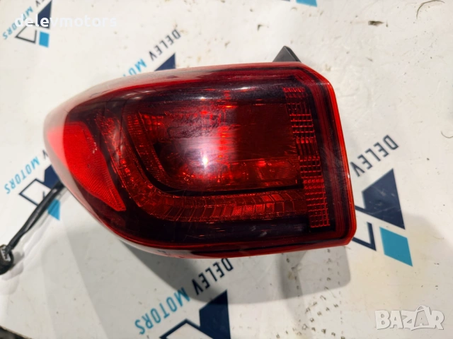 92401-J90 ляв стоп от Hyundai Kona 1.6 T-GDI, 177 ph., 4x4, Automatic, 2018, 80 000km, engine G4FJHU, снимка 2 - Части - 53411680