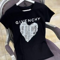 Дамска тениска Givenchy Реплика ААА+, снимка 1 - Тениски - 43792980