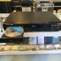 CD Player Marantz CD-48  В отлично техническо и визуално състояние., снимка 2 - Декове - 44873366