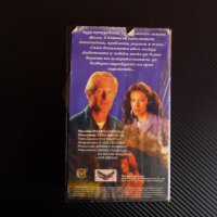 Лудо препускане VHS филм Мими Роджърс коне конеферма хиподрум жокей, снимка 3 - Други жанрове - 39748771