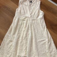 Дантелена рокля кремава Vero Moda , снимка 3 - Рокли - 37819205