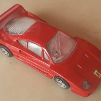 Продавам количка Ferrari F40, мащаб 1:43, снимка 1 - Коли, камиони, мотори, писти - 28561446