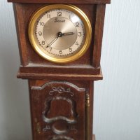 Стар настолен механичен френски часовник, снимка 2 - Антикварни и старинни предмети - 43048990