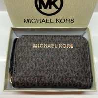 Портфейл Michael Kors, снимка 1 - Портфейли, портмонета - 39594685