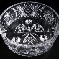 Фруктиера на крачета чешки кристал Бохемия, снимка 3 - Прибори за хранене, готвене и сервиране - 36925823