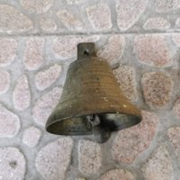 Стара бронзова камбанка, снимка 1 - Антикварни и старинни предмети - 32506847