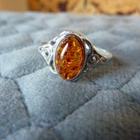 Сребърни пръстени с балтийски кехлибар. 1 камък, снимка 1 - Пръстени - 43435160