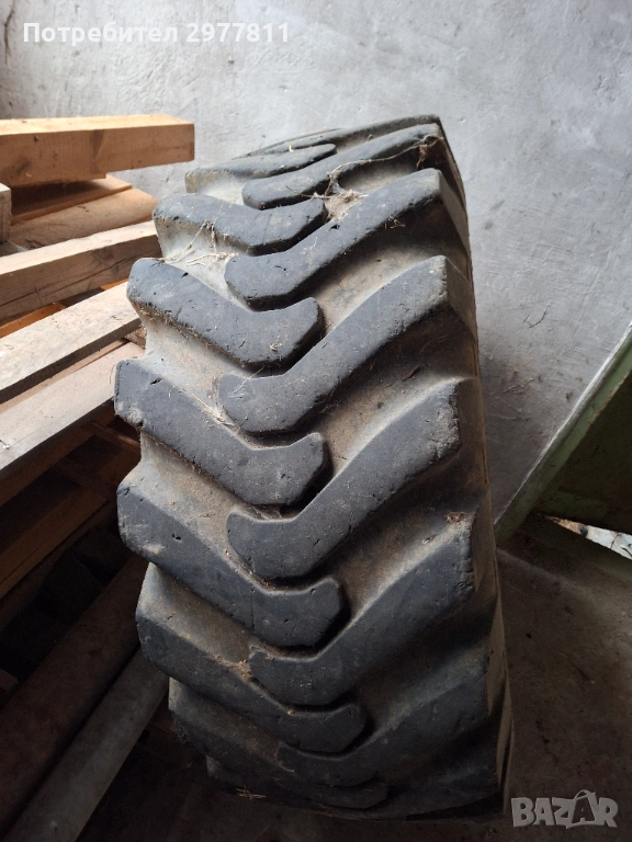 Гума за багер, снимка 1