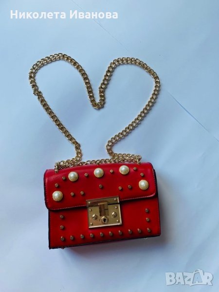 Червена чантичка с перли, снимка 1