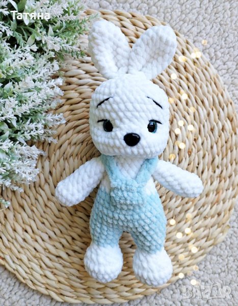 Плетено плюшено зайче, снимка 1