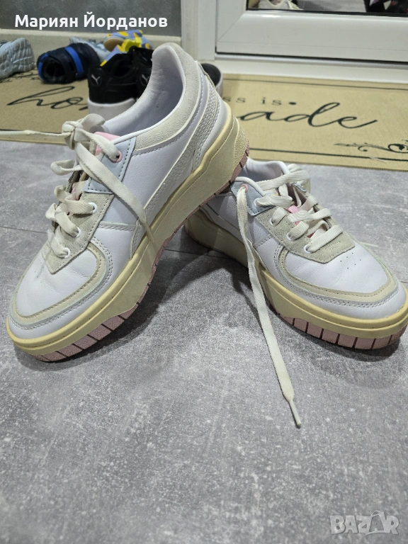 Дамски обувки PUMA, снимка 1