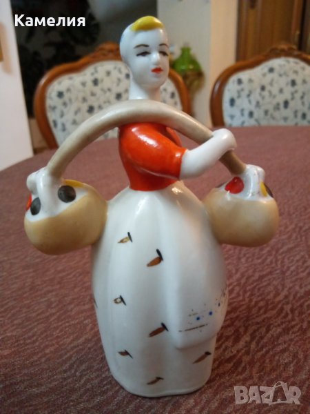 Порцеланова фигура , снимка 1