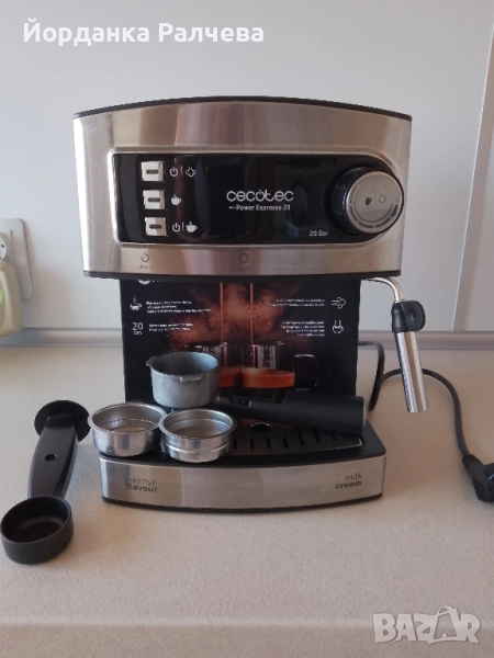 Кафемашина за еспресо и капучино Cecotec, снимка 1