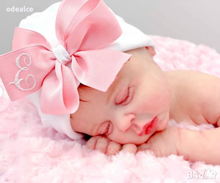 Бебешка шапчица с очарователна панделка, снимка 1