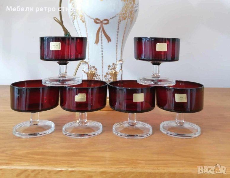 Елегантен комплект  от 6 бр. чаши ''Luminarc''. Изработени в рубинен цвят и прозрачно столче., снимка 1