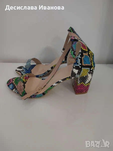 Сандали на ток, снимка 1