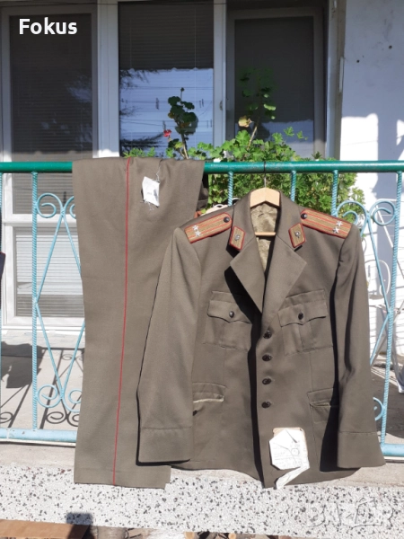 Стара военна СОЦ униформа куртка вензели пагони - като нова, снимка 1