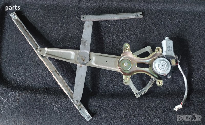 Преден Десен Стъклоповдигач  Лексус ИС200 - ИС300 - 8572053020 - 0621009840 N, снимка 1