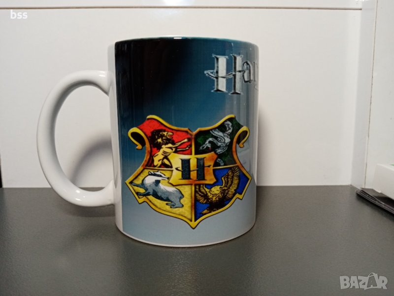 Бяла порцеланова чаша на Хари Потър / Harry Potter, снимка 1
