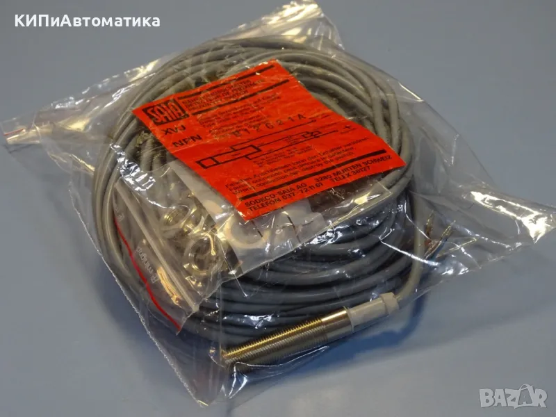 Индуктивен датчик SAIA XVJ B12G21A proximity switch 10-20VDC, снимка 1