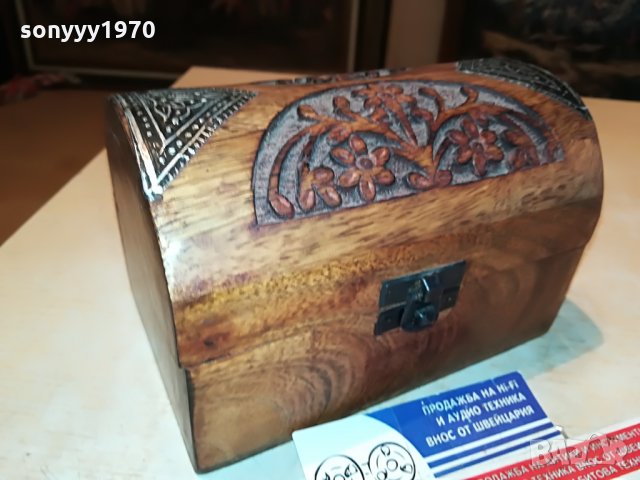 дървена кутия с дърворезба и метален обков 2007211211, снимка 5 - Антикварни и старинни предмети - 33573593
