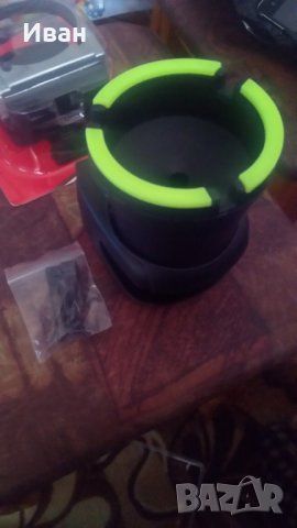 2в1 Пепелник пепелници с фосфорна светлина и стойка за чаша за автомобил кола + подарък, снимка 13 - Аксесоари и консумативи - 28099835