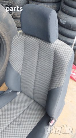 Предна Дясна Седалка Рено Меган 2 N, снимка 4 - Части - 38591201