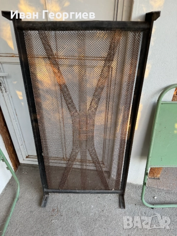 Метално детско винтидж легло с пружина 132х70 см, снимка 3 - Спални и легла - 52859397