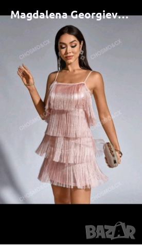 Розова рокля с ресни