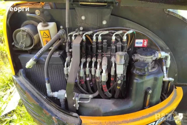 Багер  JCB 2.7 t, снимка 3 - Индустриална техника - 51083211