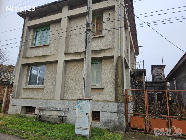 Двуетажна къща град Попово, снимка 3 - Къщи - 53282898