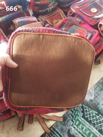 Раници и чанти, снимка 3 - Раници - 42972683