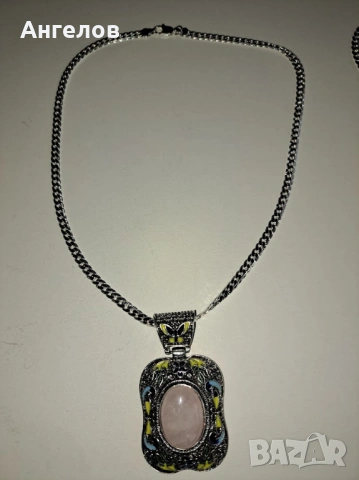 Фантастична висулка с розов кварц и сребърен ланец, снимка 2 - Колиета, медальони, синджири - 53272864