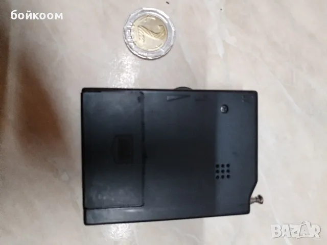 много малко радио , снимка 2 - Радиокасетофони, транзистори - 49174207