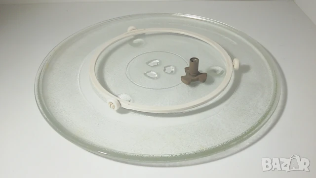 Чиния за микровълнова около 31.3 сантиметра с пластмасовия механизъм