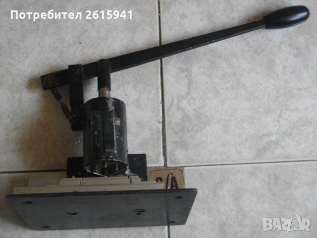 За Первази-Малка Отрезна Ръчна Преса-Гилотина Немска За Ъглово Рязане-V Рязане- Марка CFA, снимка 3 - Други инструменти - 33024566